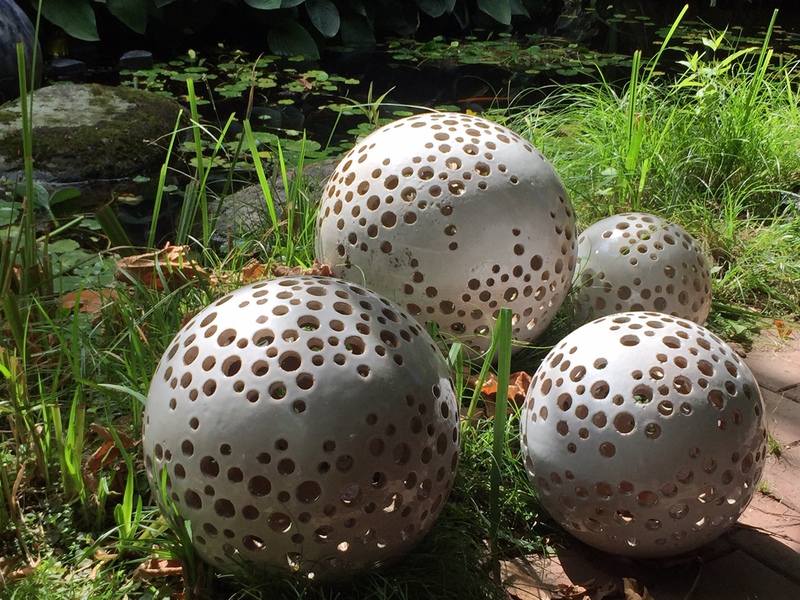 Lochkugeln · Windlicht-Ensemble