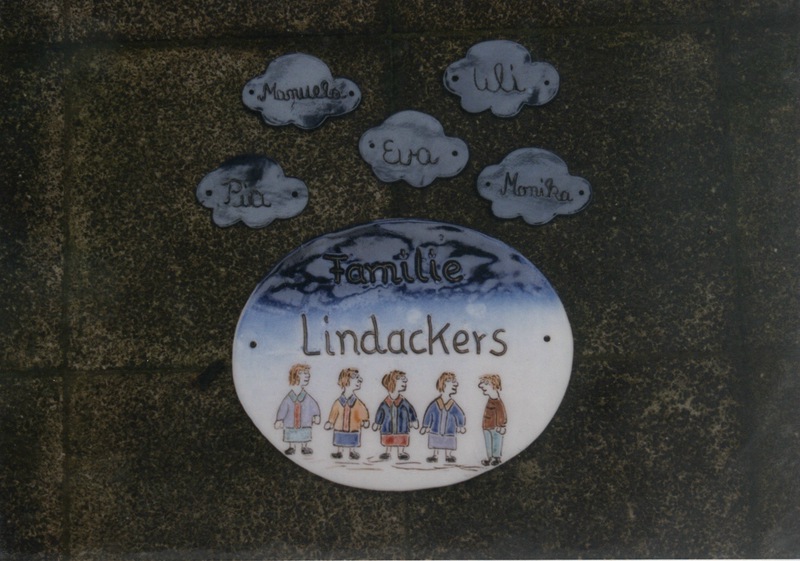 Türschild · Familie mit Wolken